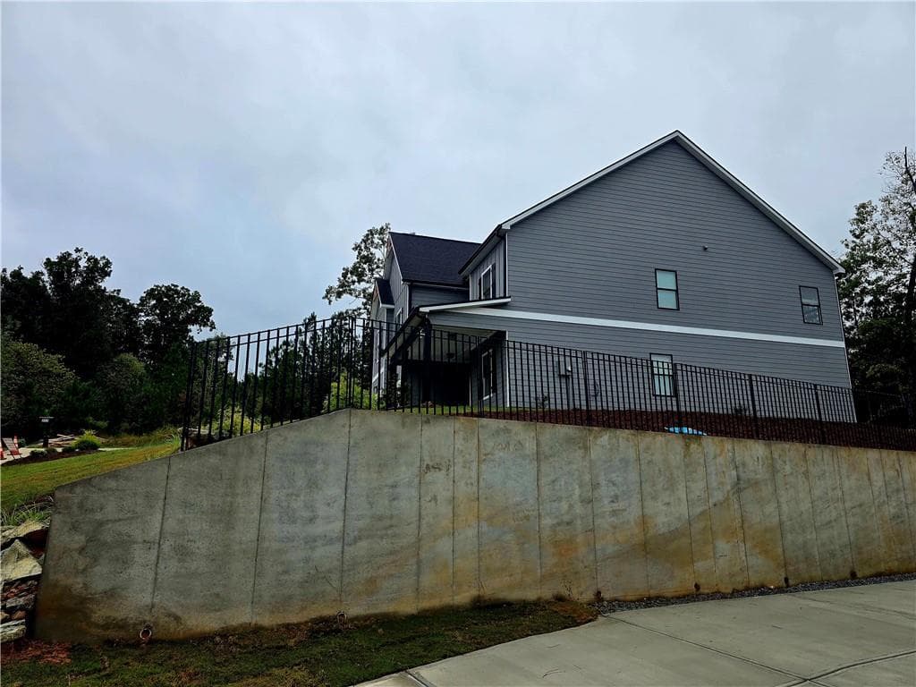 5 bedroom, 4 bathroom, 4,499 sq ft single family residence for sale at 222 Silvercrest Drive, Acworth, GA 30101 — photo 10