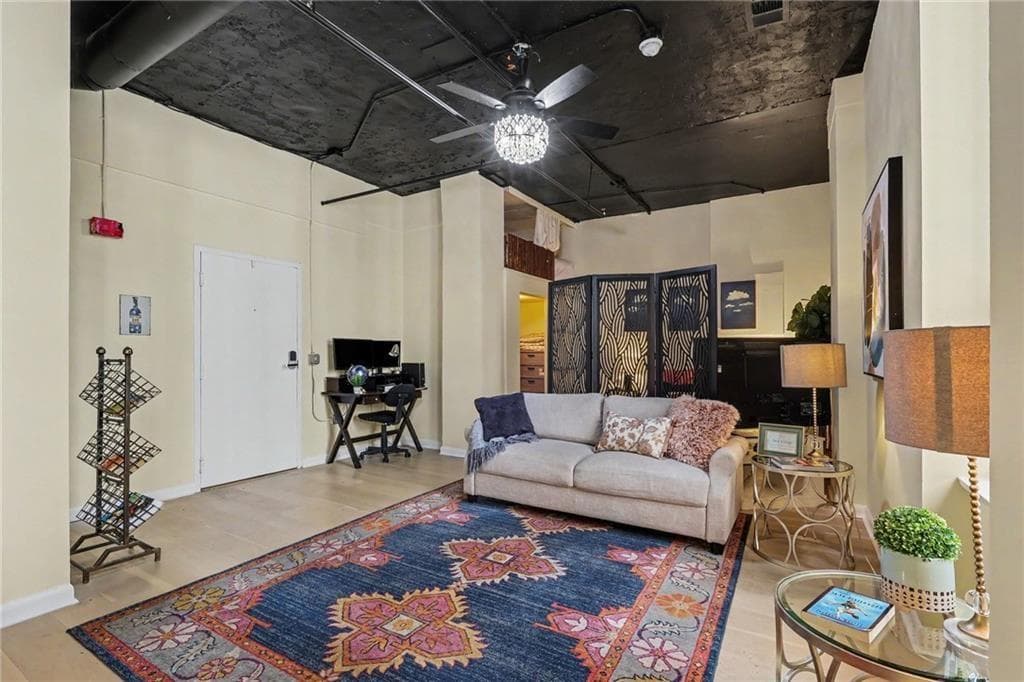 1 bedroom, 1 bathroom, 543 sq ft condominium for rent at 20 Marietta Street APT 13F, Atlanta, GA 30303 for $1,350 a month — photo 2