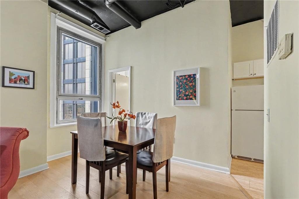 1 bedroom, 1 bathroom, 543 sq ft condominium for rent at 20 Marietta Street APT 13F, Atlanta, GA 30303 for $1,350 a month — photo 4