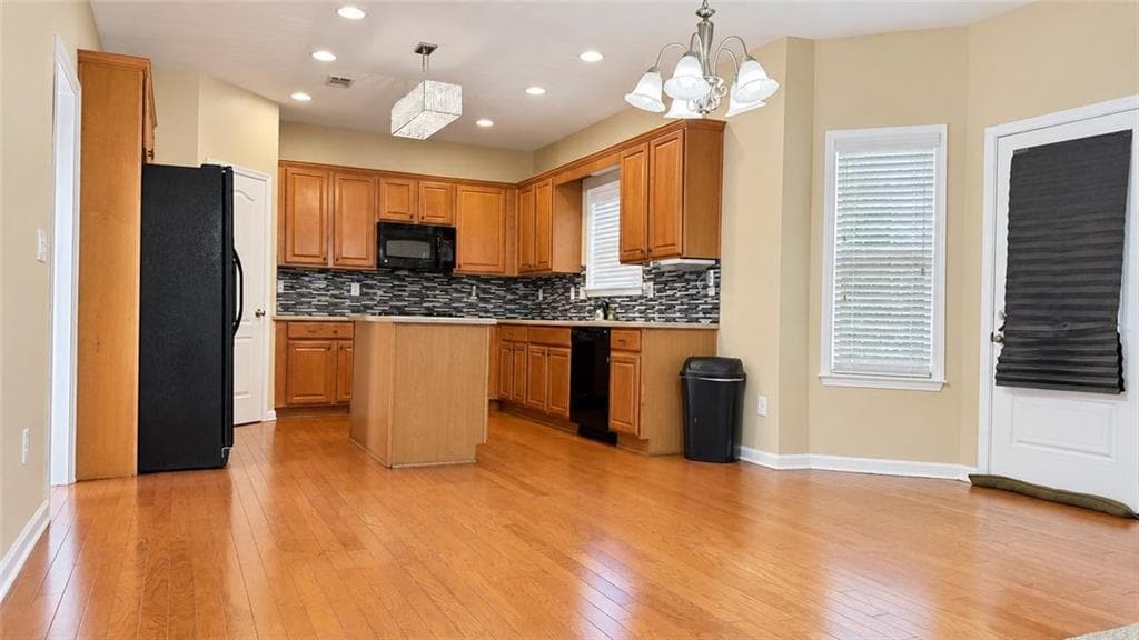 4 bedroom, 3 bathroom, 3,132 sq ft single family residence for rent at 1133 Tranquil Lake Drive, Grayson, GA 30017 for $2,600 a month — photo 9