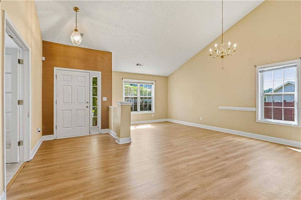 4 bedroom, 2 bathroom, 1,884 sq ft single family residence for sale at 2414 Caneridge Point, Marietta, GA 30064 — photo 8