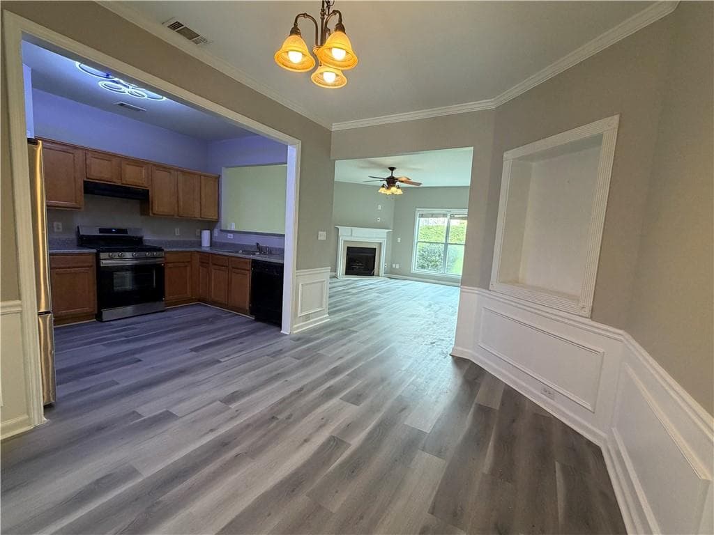 3 bedroom, 3 bathroom, 1,708 sq ft townhouse for sale at 1917 Dilcrest Drive, Duluth, GA 30096 — photo 2