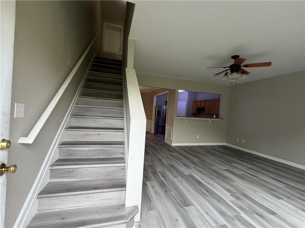 3 bedroom, 3 bathroom, 1,708 sq ft townhouse for sale at 1917 Dilcrest Drive, Duluth, GA 30096 — photo 6
