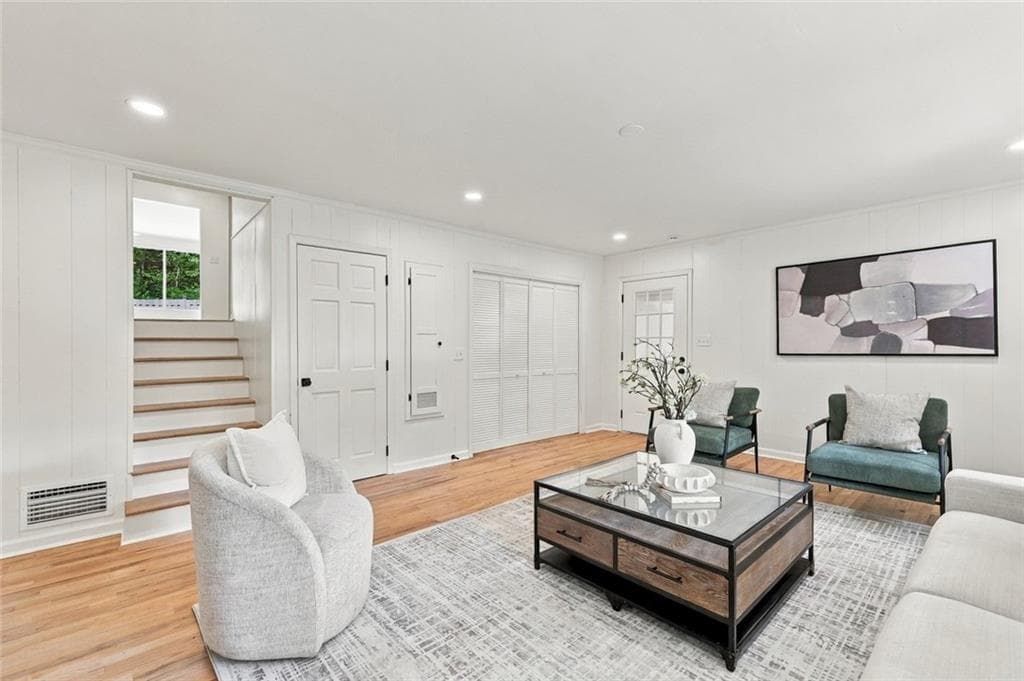 4 bedroom, 5 bathroom, 3,474 sq ft single family residence for sale at 2204 Creek Park Road, Decatur, GA 30033 — photo 6