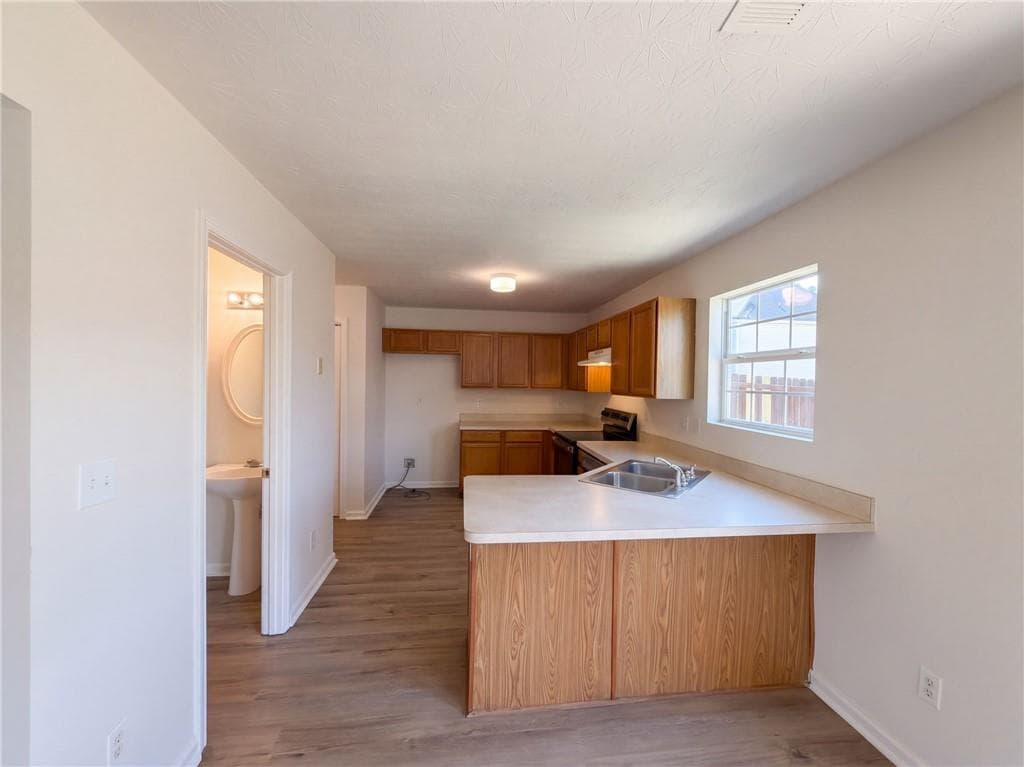 3 bedroom, 3 bathroom, 1,358 sq ft single family residence for sale at 807 Carlton Pointe Place, Palmetto, GA 30268 — photo 6