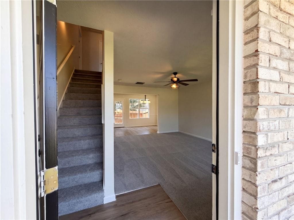 3 bedroom, 3 bathroom, 1,358 sq ft single family residence for sale at 807 Carlton Pointe Place, Palmetto, GA 30268 — photo 8