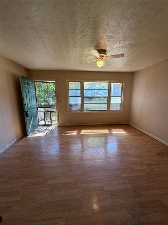 3 bedroom, 2 bathroom, 960 sq ft single family residence for sale at 5555 Noblett Road, Stone Mountain, GA 30087 — photo 10