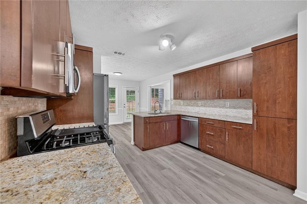4 bedroom, 2 bathroom, 1,969 sq ft single family residence for sale at 1345 Friendswood Cove, Lawrenceville, GA 30043 — photo 9