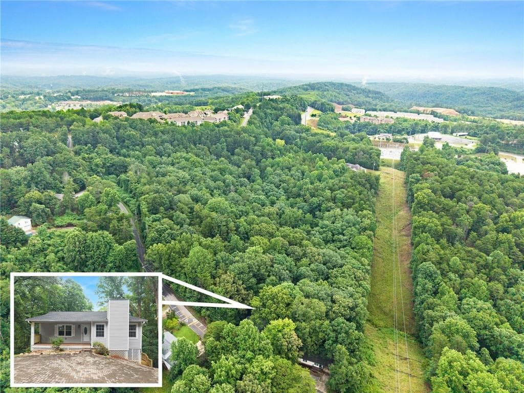 4 bedroom, 2 bathroom, 2,034 sq ft single family residence for sale at 195 Golden Avenue, Dahlonega, GA 30533