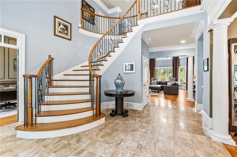 5 bedroom, 6 bathroom, 8,138 sq ft single family residence for sale at 221 Allmond Lane, Alpharetta, GA 30004 — photo 4