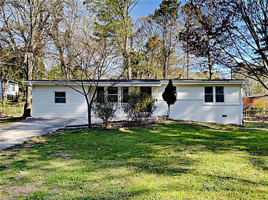 4 bedroom, 2 bathroom, 1,218 sq ft single family residence for rent at 682 Milford Drive, Marietta, GA 30060 for $1,905 a month — photo 1 of 15