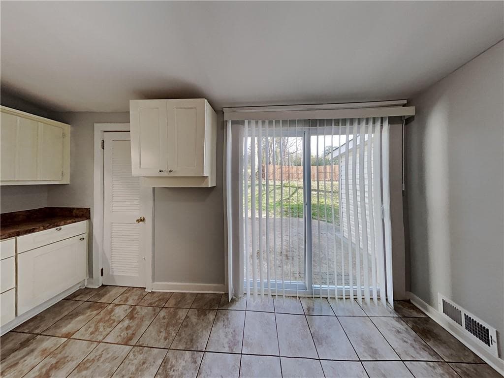 4 bedroom, 2 bathroom, 1,218 sq ft single family residence for rent at 682 Milford Drive, Marietta, GA 30060 for $1,905 a month — photo 4