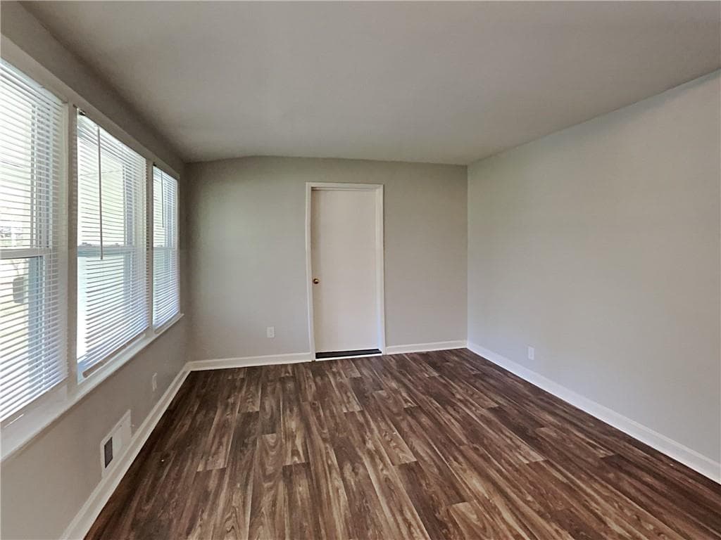 4 bedroom, 2 bathroom, 1,218 sq ft single family residence for rent at 682 Milford Drive, Marietta, GA 30060 for $1,905 a month — photo 5