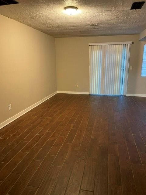 3 bedroom, 3 bathroom, 1,466 sq ft townhouse for rent at 1111 Pine Tree Trail, College Park, GA 30349 for $1,700 a month — photo 5
