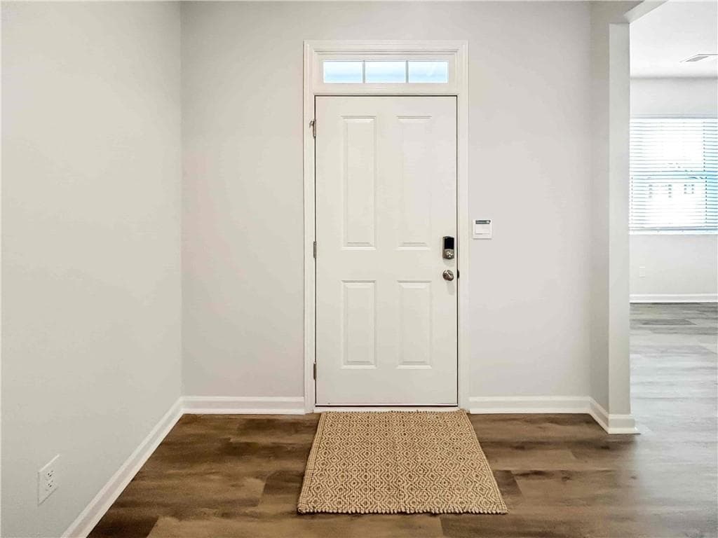 4 bedroom, 4 bathroom, 2,890 sq ft single family residence for rent at 329 Creekview Way, Dallas, GA 30132 for $2,699 a month — photo 3