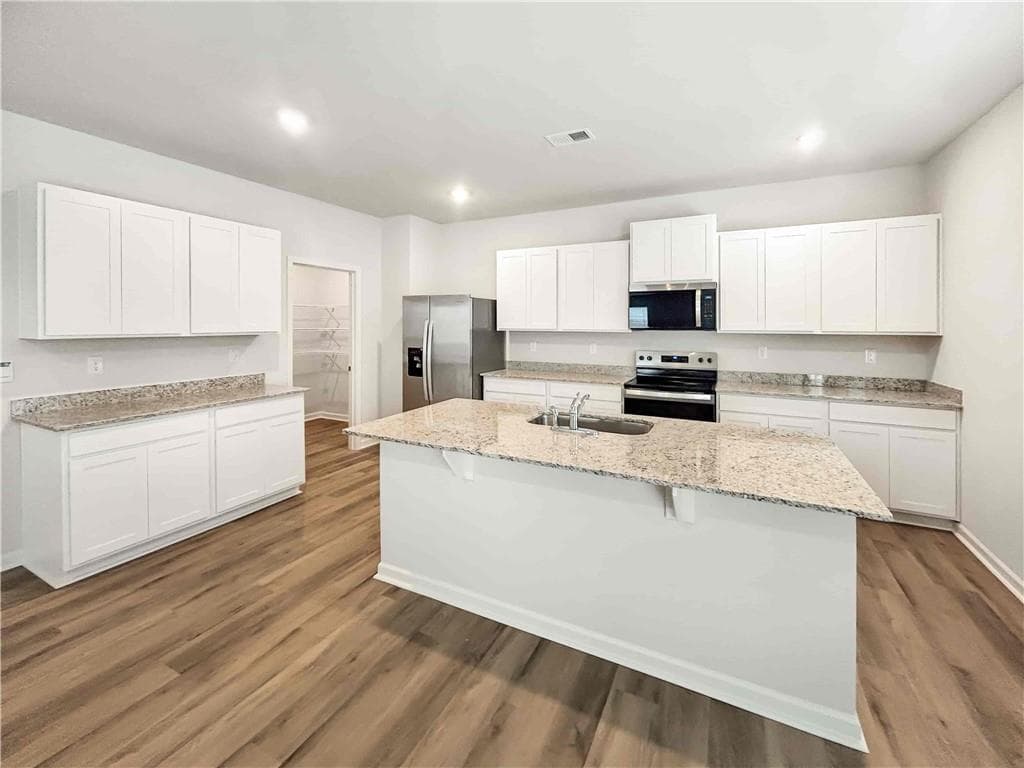 4 bedroom, 4 bathroom, 2,890 sq ft single family residence for rent at 329 Creekview Way, Dallas, GA 30132 for $2,699 a month — photo 7