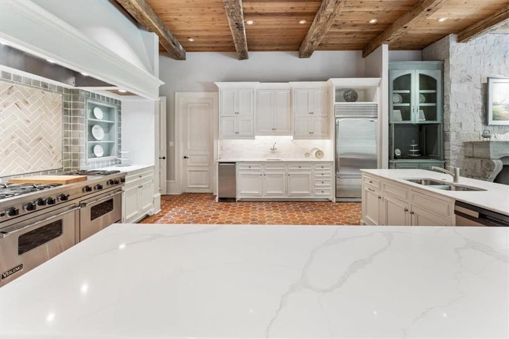 5 bedroom, 9 bathroom, 8,450 sq ft single family residence for sale at 675 W Paces Ferry Unit #10 Road, Atlanta, GA 30327 — photo 9