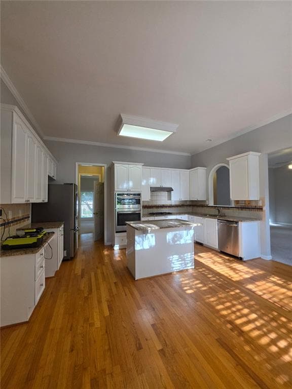 5 bedroom, 5 bathroom, 5,792 sq ft single family residence for rent at 2324 Huntcrest Way, Lawrenceville, GA 30043 for $4,000 a month — photo 7