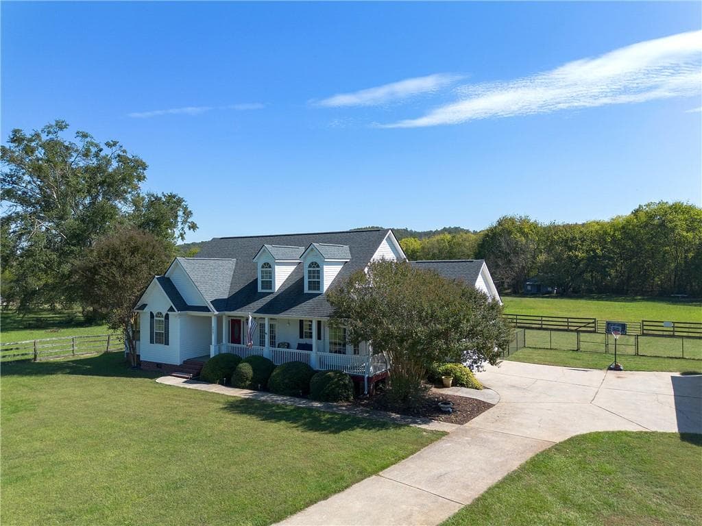 4 bedroom, 3 bathroom, 2,500 sq ft single family residence for sale at 2887 Morgan Valley Road, Rockmart, GA 30153 — photo 8