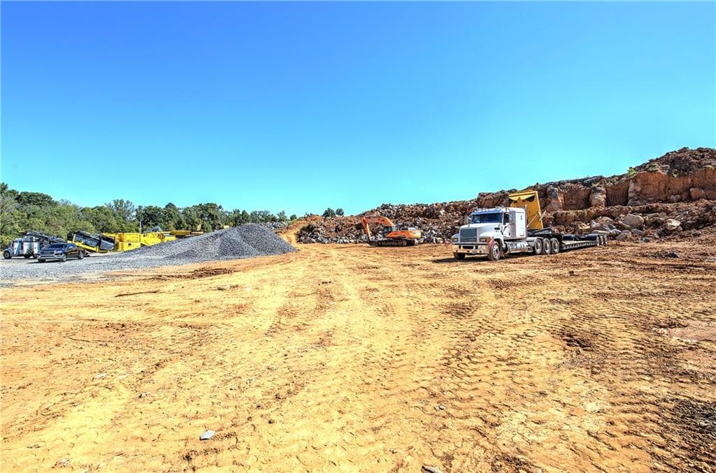 unimproved land for sale at 6300 Joe Frank Harris Parkway, Adairsville, GA 30103 — photo 6