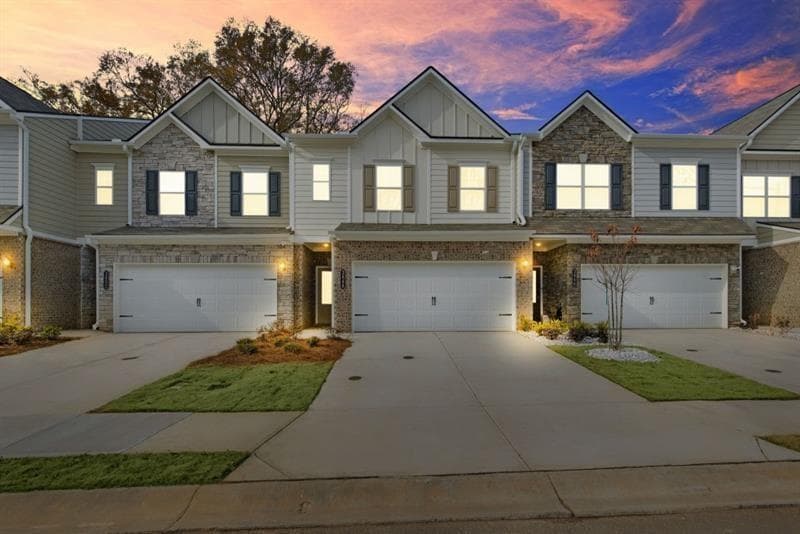 3 bedroom, 3 bathroom, 1,814 sq ft townhouse for rent at 83 Professional Place, Calhoun, GA 30701 for $1,800 a month — photo 2