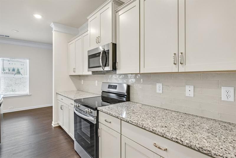 3 bedroom, 3 bathroom, 1,814 sq ft townhouse for rent at 83 Professional Place, Calhoun, GA 30701 for $1,800 a month — photo 9