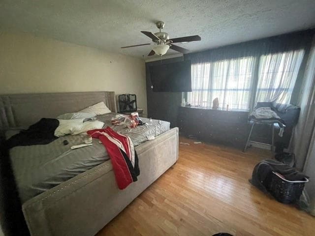 3 bedroom, 3 bathroom, 1,627 sq ft single family residence for sale at 2436 Stratford Court, Decatur, GA 30035 — photo 5