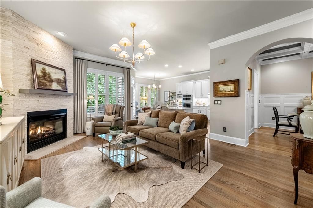3 bedroom, 4 bathroom, 3,395 sq ft townhouse for sale at 2565 Milford Lane, Alpharetta, GA 30009 — photo 7