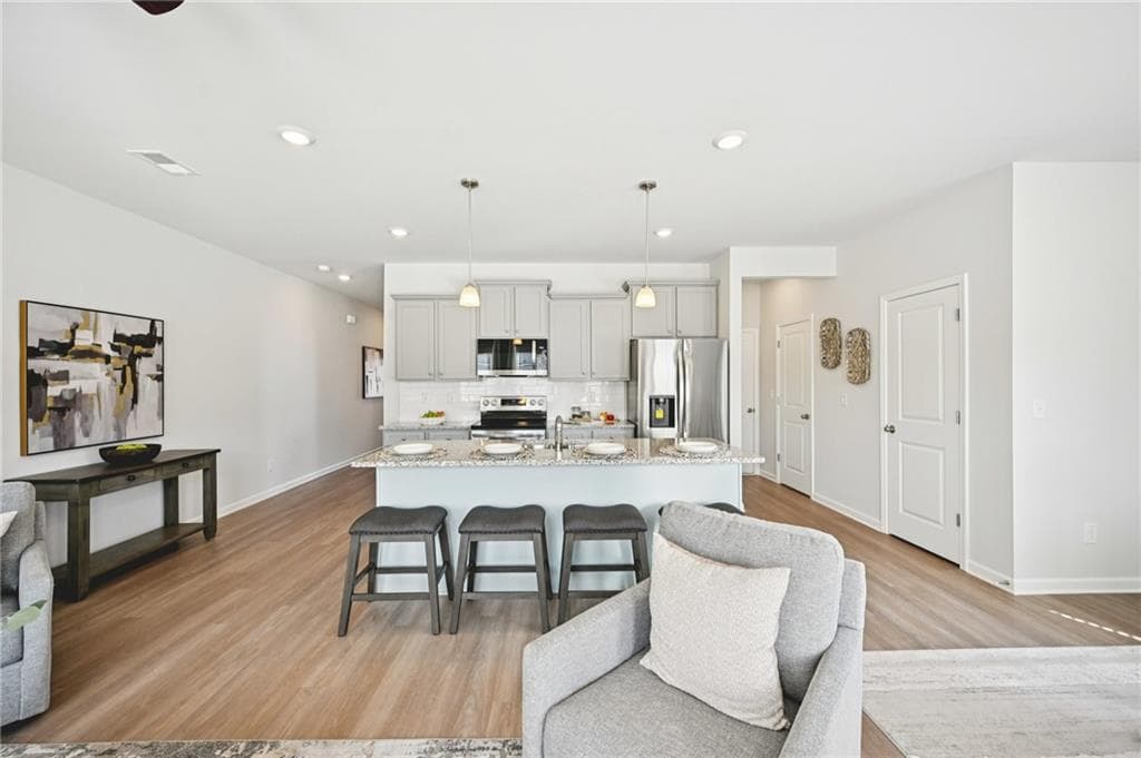 3 bedroom, 3 bathroom, 1,817 sq ft townhouse for sale at 1468 Barlow Road, Lithonia, GA 30058 — photo 6