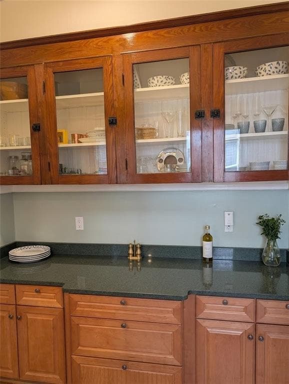 3 bedroom, 2 bathroom, 2,862 sq ft single family residence for sale at 1033 Oak Street, Atlanta, GA 30310 — photo 9