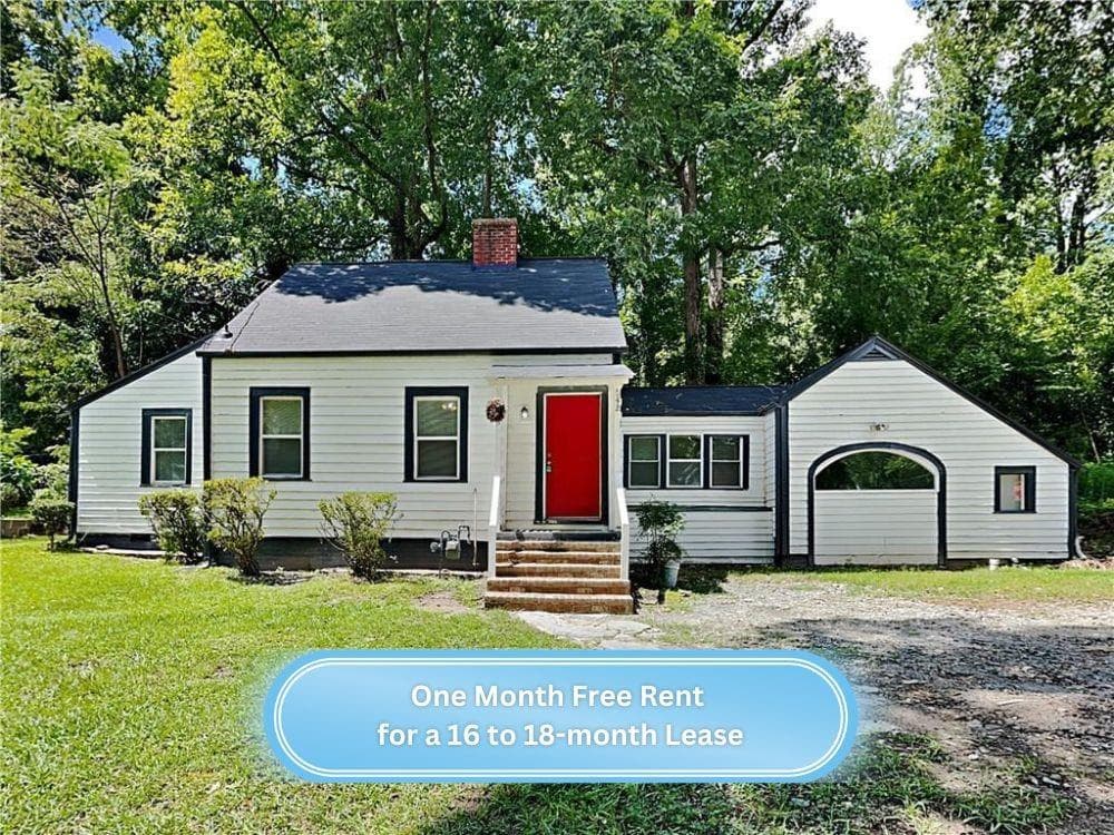 3 bedroom, 3 bathroom, 1,320 sq ft single family residence for rent at 542 S Evelyn Place, Atlanta, GA 30318 for $1,575 a month — photo 1 of 17