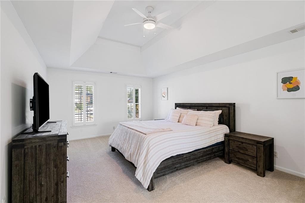 4 bedroom, 5 bathroom, 4,577 sq ft single family residence for sale at 305 Ivy Brook Court, Alpharetta, GA 30004 — photo 5
