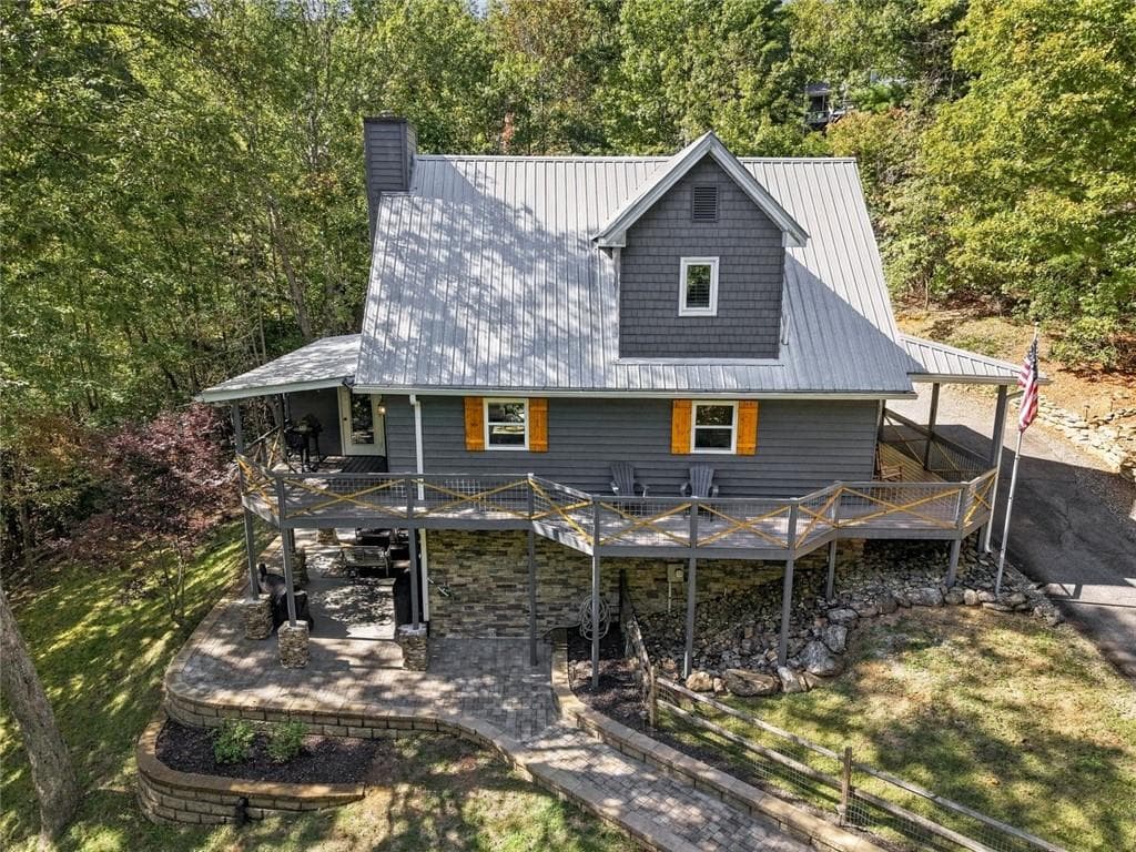 3 bedroom, 3 bathroom, 2,890 sq ft single family residence for sale at 2079 Ivy Mountain Road, Hiawassee, GA 30546 — photo 3