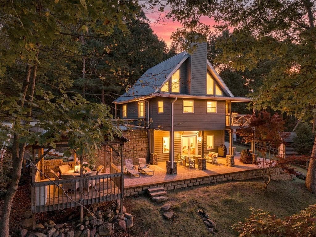 3 bedroom, 3 bathroom, 2,890 sq ft single family residence for sale at 2079 Ivy Mountain Road, Hiawassee, GA 30546 — photo 5