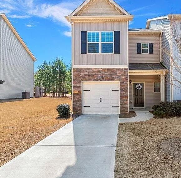 3 bedroom, 3 bathroom, 1,636 sq ft townhouse for rent at 629 Oakside Place, Acworth, GA 30102 for $1,999 a month — photo 1 of 7