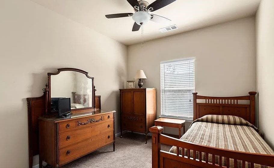 3 bedroom, 3 bathroom, 1,636 sq ft townhouse for rent at 629 Oakside Place, Acworth, GA 30102 for $1,999 a month — photo 3