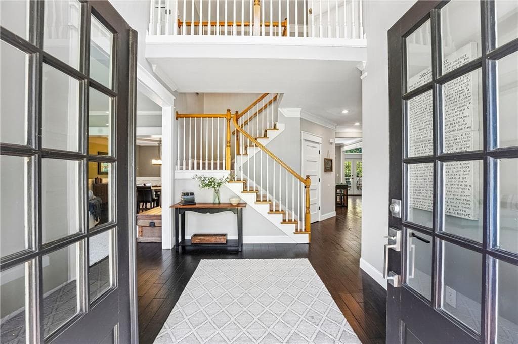 4 bedroom, 3 bathroom, 3,843 sq ft single family residence for sale at 5345 Devonshire Way, Cumming, GA 30040 — photo 4