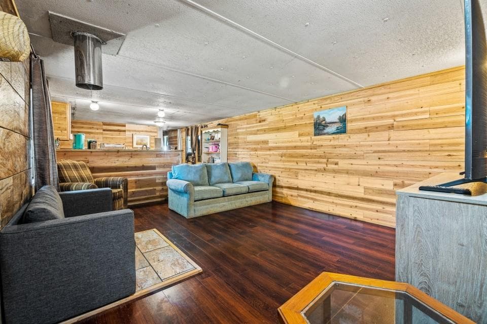 3 bedroom, 2 bathroom, 854 sq ft single family residence for sale at 1302 N Mcdonough Road, Griffin, GA 30223 — photo 7