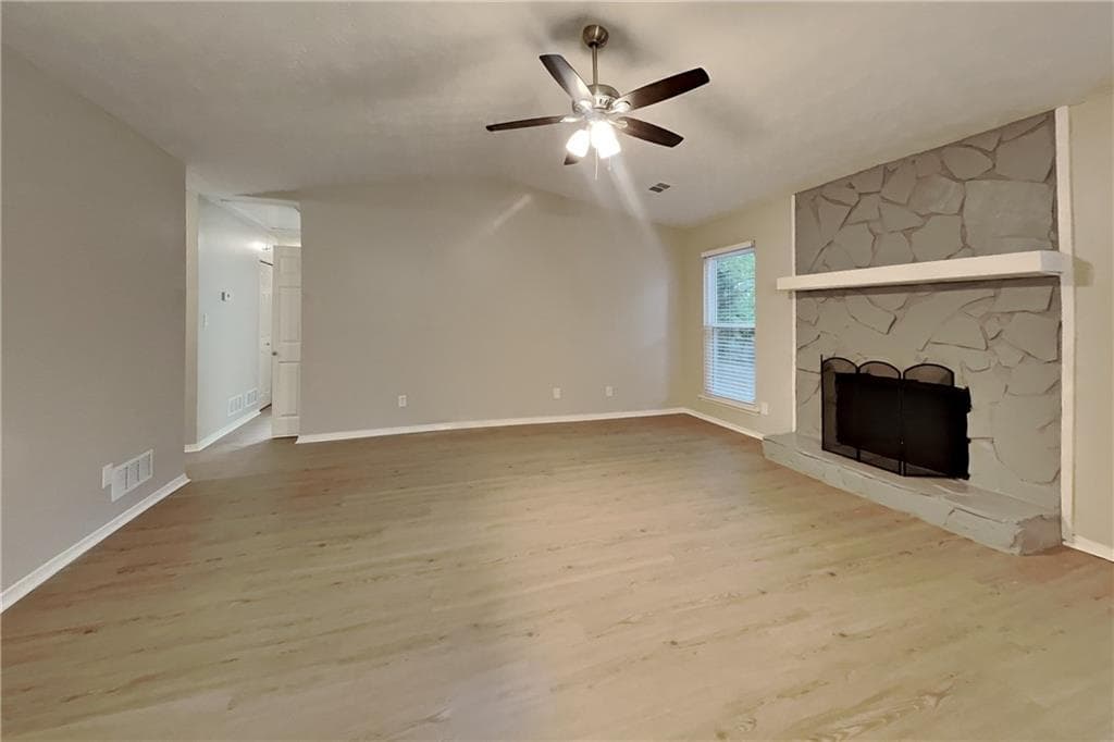 3 bedroom, 2 bathroom, 1,320 sq ft single family residence for rent at 1174 Winterberry Court, Lawrenceville, GA 30043 for $1,900 a month — photo 2
