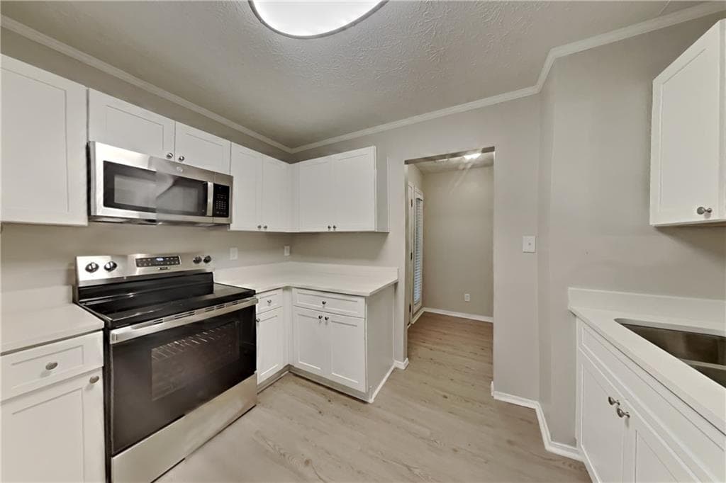 3 bedroom, 2 bathroom, 1,320 sq ft single family residence for rent at 1174 Winterberry Court, Lawrenceville, GA 30043 for $1,900 a month — photo 5