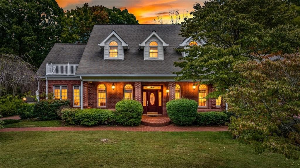 5 bedroom, 5 bathroom, 7,198 sq ft single family residence for sale at 231 Westwoods Drive, Ellijay, GA 30540 — photo 3