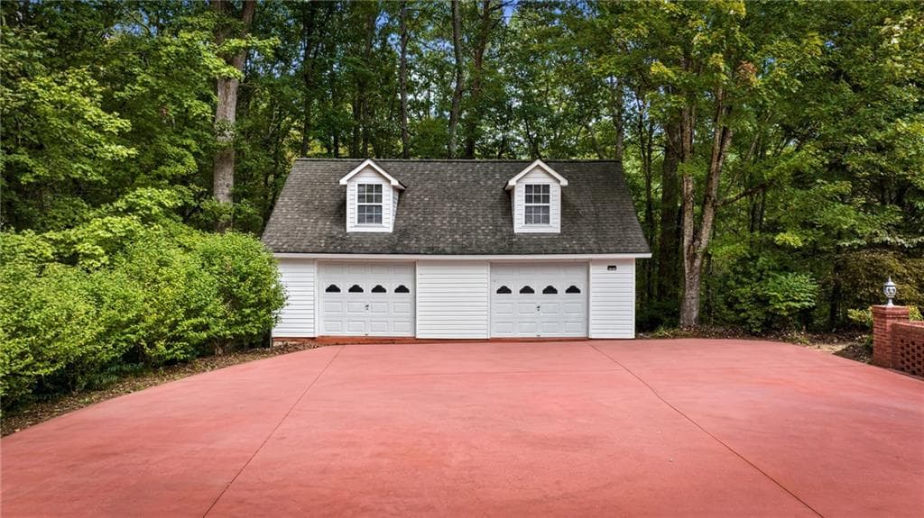 5 bedroom, 5 bathroom, 7,198 sq ft single family residence for sale at 231 Westwoods Drive, Ellijay, GA 30540 — photo 10