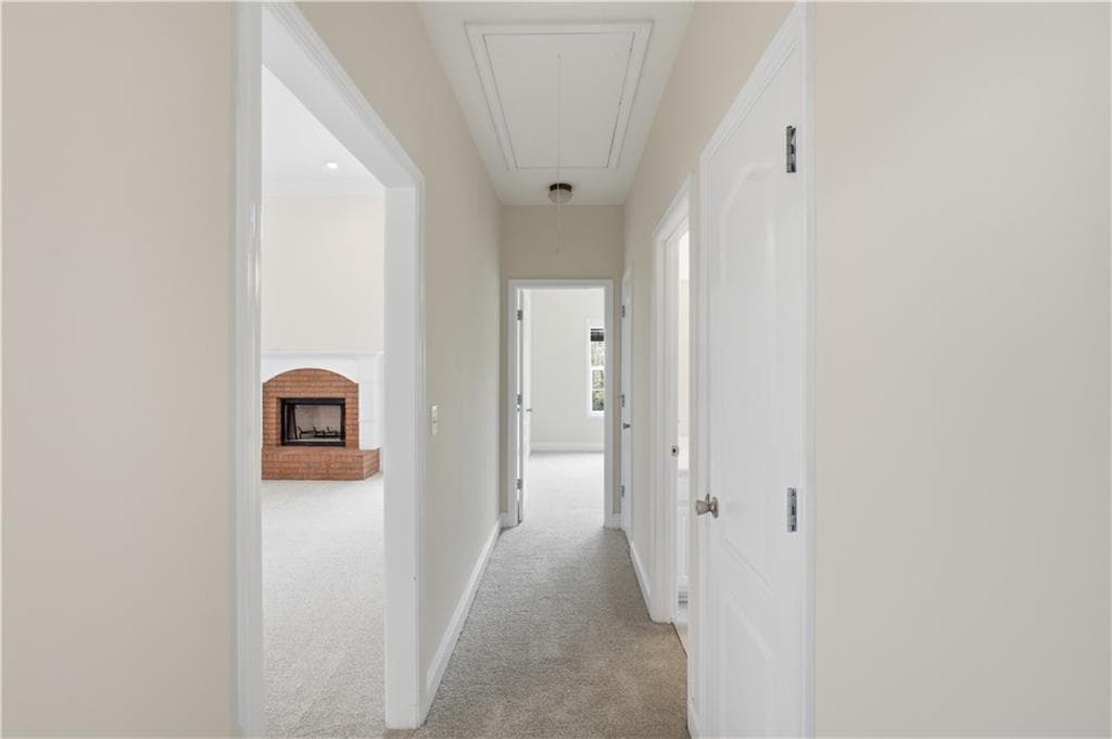 6 bedroom, 4 bathroom, 5,168 sq ft single family residence for rent at 642 Aya Circle, Loganville, GA 30052 for $3,200 a month — photo 4