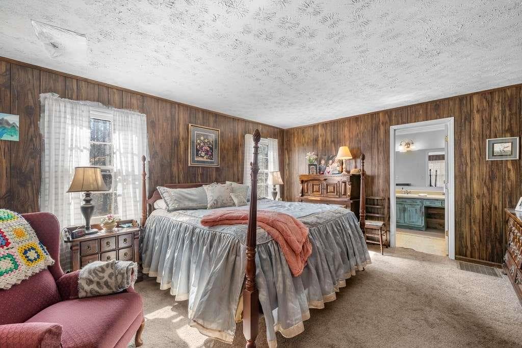 3 bedroom, 2 bathroom, 1,776 sq ft single family residence for sale at 2164 Yukon Road, Ellijay, GA 30536 — photo 6