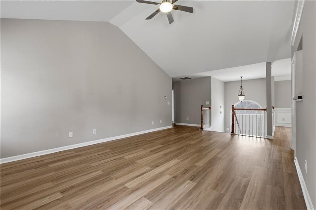 5 bedroom, 3 bathroom, 2,639 sq ft single family residence for rent at 2323 Crimson Creek Lane, Snellville, GA 30078 for $2,500 a month — photo 7