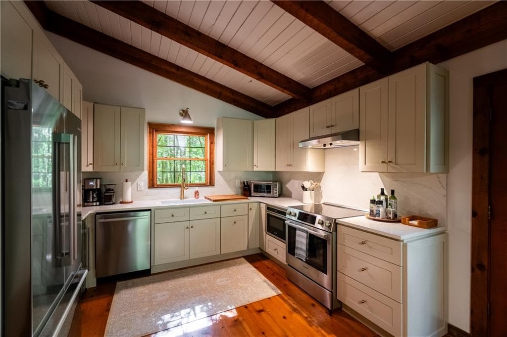 3 bedroom, 2 bathroom, 1,673 sq ft single family residence for sale at 110 Sleeping Fawn Knoll, Big Canoe, GA 30143 — photo 9