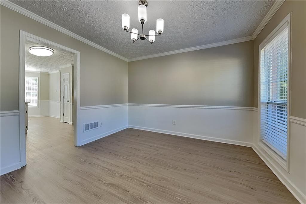 4 bedroom, 3 bathroom, 2,793 sq ft single family residence for rent at 2242 Vintage Oaks Drive, Loganville, GA 30052 for $2,375 a month — photo 8