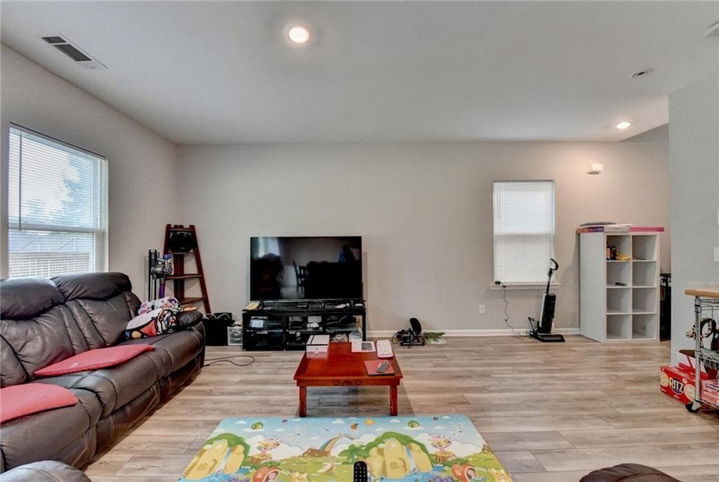 4 bedroom, 3 bathroom, 1,841 sq ft single family residence for rent at 4797 Waxwing Street, Hoschton, GA 30548 for $2,300 a month — photo 7