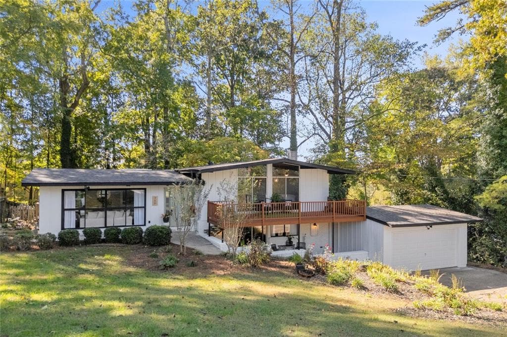 3 bedroom, 3 bathroom, 2,756 sq ft single family residence for sale at 759 Dogwood Drive, Lawrenceville, GA 30046 — photo 1 of 51