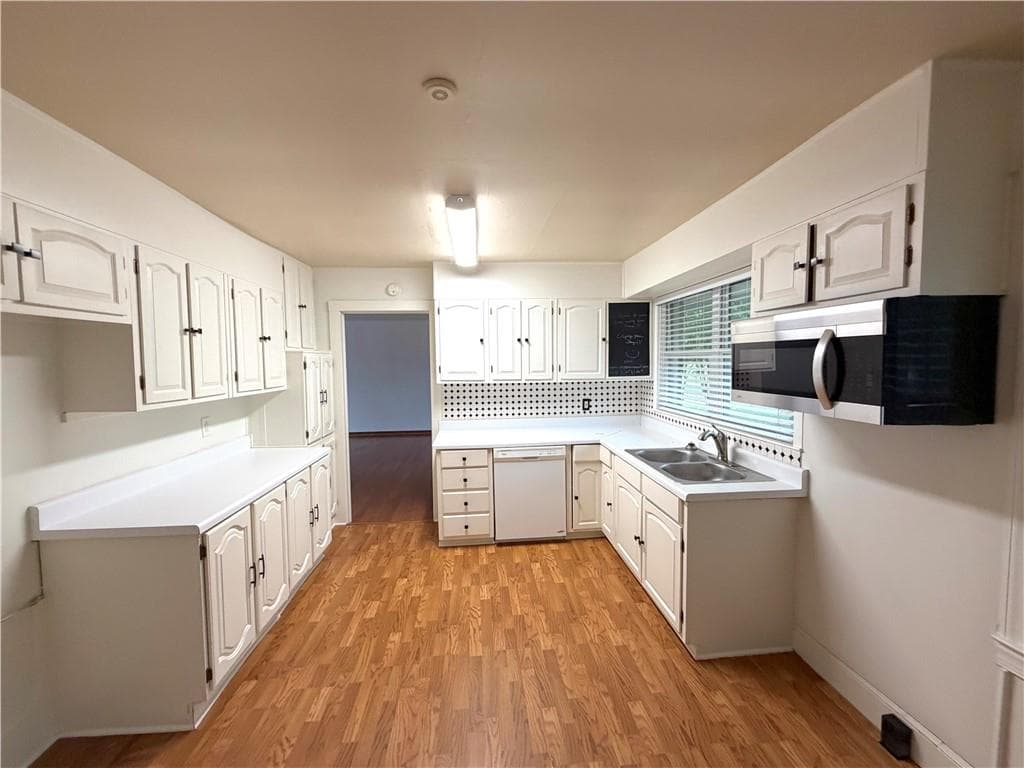 3 bedroom, 2 bathroom, 1,493 sq ft single family residence for rent at 199 Prospect Street, Roswell, GA 30075 for $2,095 a month — photo 10